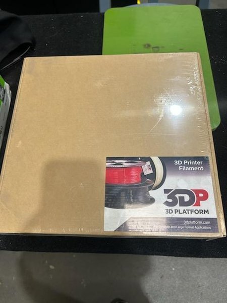 3D Platform 3DP1000 3D Printer, 2019 – Extruders Need Replaced