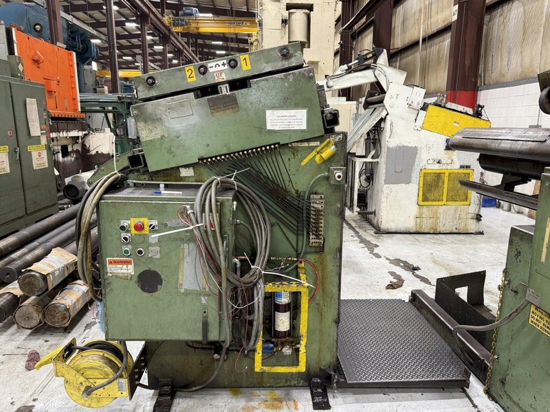 15,000 lbs. x 24" wide Feed Lease Coil Reel with Feed Lease Powered Straightener For Sale - Models PR-15M-42 and FLCC-24-76-7