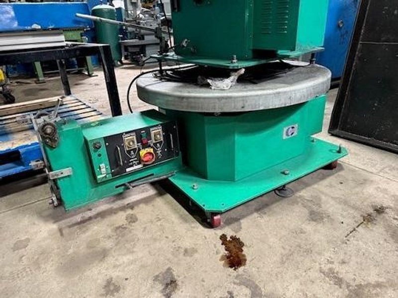 42" HSI M# HR-1005 WIRE STAND
