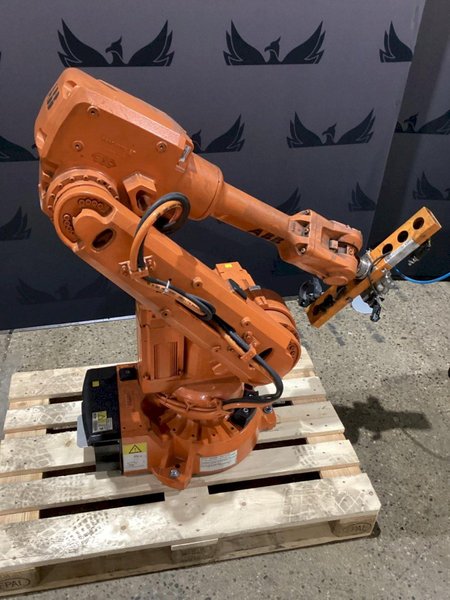 ABB IRB 2600 M2004 Robot w/ IRC5 Controls, Missing Cable Set USED