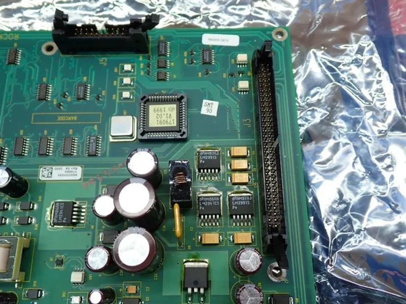 Reliance Electric Liquiflo Dc Bus Control Board W/ 417102-32a Transformer - 179069