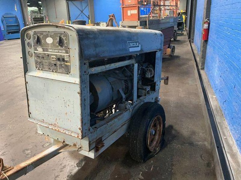 Lincoln Electric 325 Amps Welder - Shield-arc Sa-250