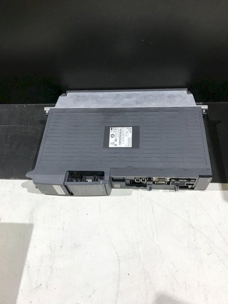 MITSUBISHI MDS-E-V1-20 SERVO DRIVE NEW