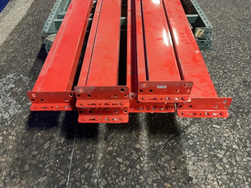 42" X 96" Pallet Racking - Teardrop