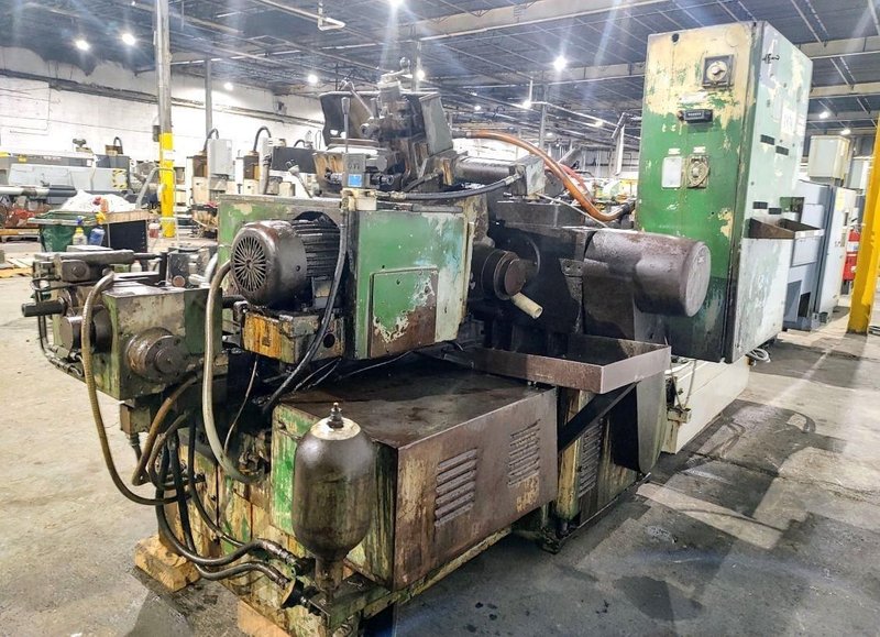 CINCINNATI #220-8 4.75" CENTERLESS GRINDER