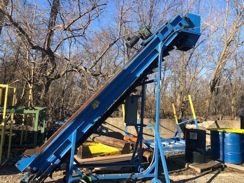 24" INCLINE CONVEYOR