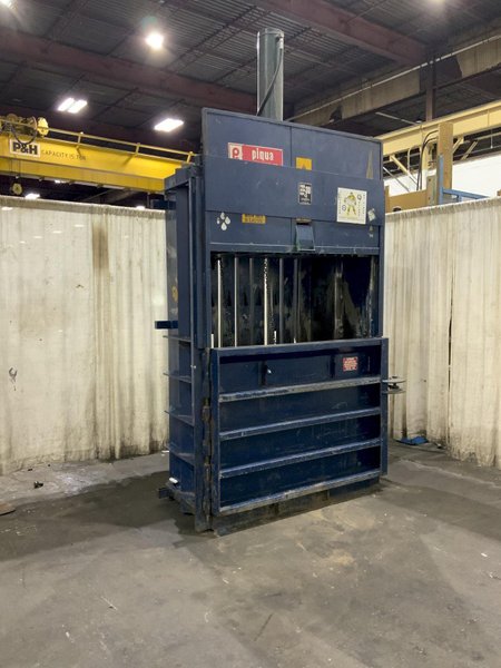60" X 30" PIQUA MODEL 30 CARDBOARD BALER: STOCK #81527