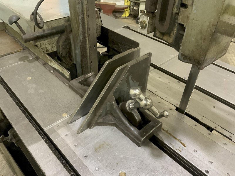 18" X 20" MARVEL SERIES 8 MARK I VERTICAL TILT-FRAME BAND SAW: STOCK #81606