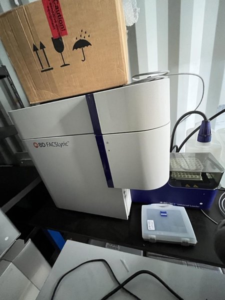 BD FACSLyric 3-Laser Flow Cytometer – 2019, High-Performance Cell Analysis System