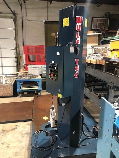 WULFTEC  MODEL WLP-150 SEMI AUTO PALLET STRETCH WRAPPER STOCK # 2782