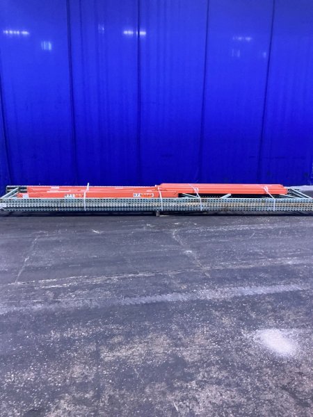 44” X 240” Pallet Racking - Teardrop