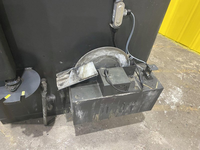 30" X 48" RENEGADE MODEL #FL9000 3048 AUTOWASH ROTARY TABLE HEATED PARTS WASHER : STOCK #19875