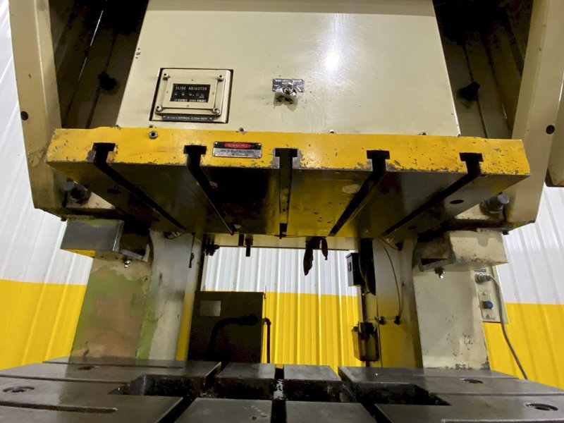 80 TON KOMATSU MODEL #OBP80 OBS GAP FRAME STAMPING PRESS, 3" STROKE: STOCK #18758