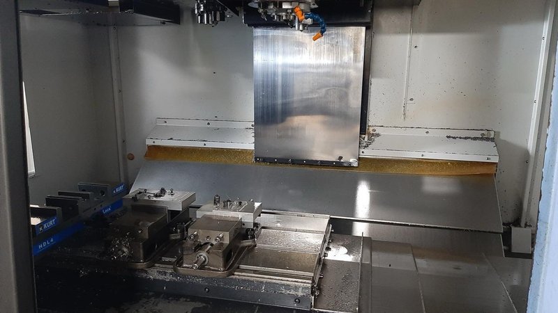 Doosan DMV 3016L-HS CNC VMC, 2008 – Thru Spindle Coolant, 20k RPM Spindle