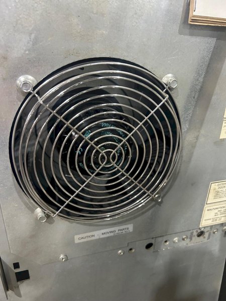 214, 000 BTU McLean Model G572046G050 Cooling Technology Electronic Enclosure Air Conditioner: STOCK 24420