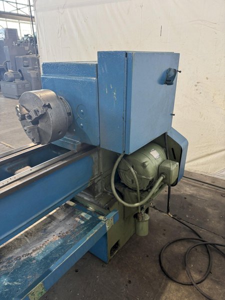 17" x 54" CINCINNATI 17 HYDRASHIFT ENGINE LATHE. STOCK # 0555025.