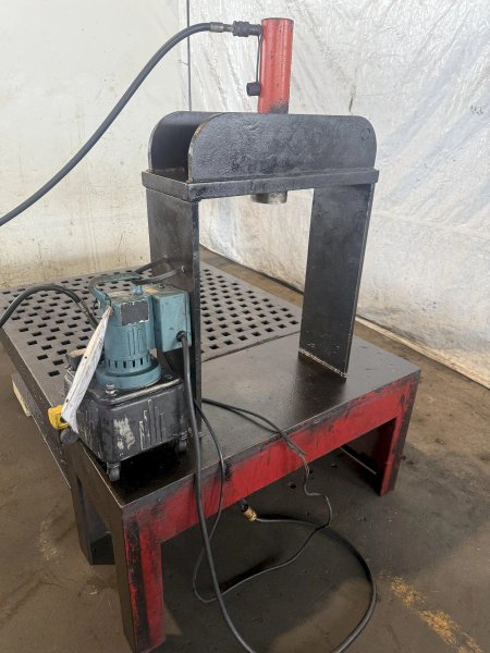 60" X 60" ACORN WELDING TABLE WITH STAND &amp; HYDRAULIC PRESS: YOBRO #26119