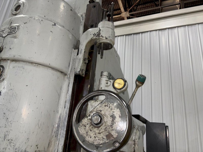 #4 CINCINNATI MODEL #425-20 VERTICAL MILL MILLING MACHINE: YOBRO #24005