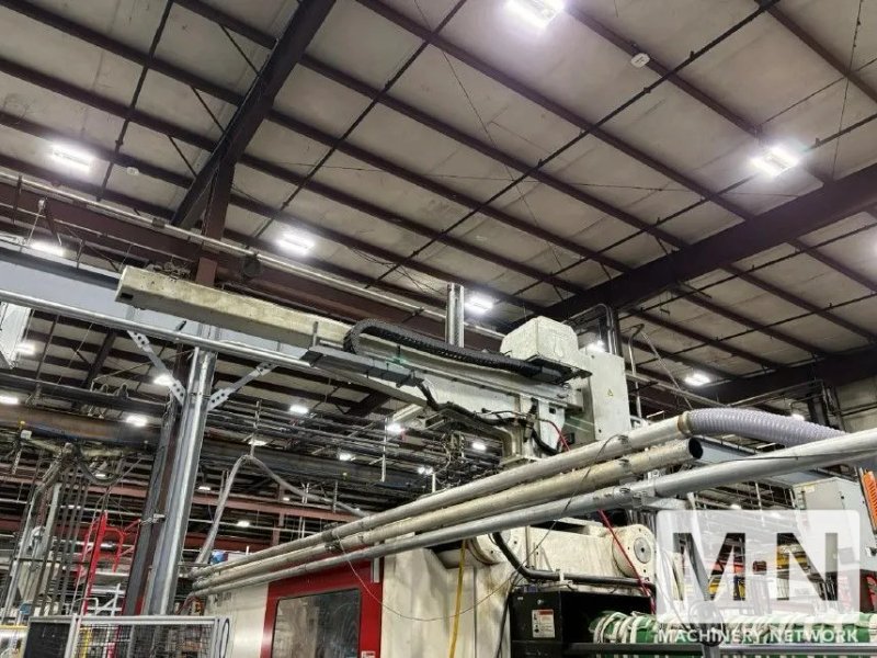 725 TON 140 OZ CINCINNATI MILACRON MODEL MS725 INJECTION MOLDING MACHINE MFG 2015 (2) AVAILABLE