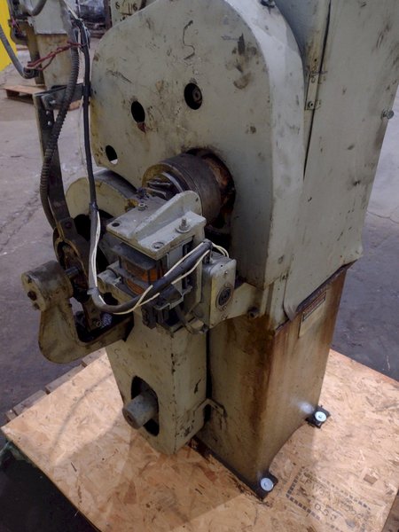 .072" X 1" COIL TORRINGTON MODEL #W-21 SPRING COILER / COIL MACHINE: STOCK #18722