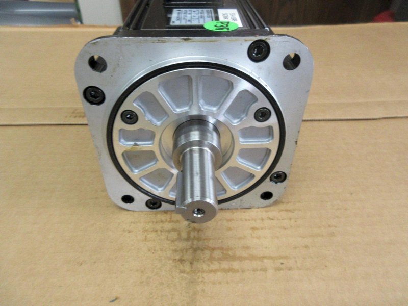 Used Haas Sigma 1 (Short) Servo Axis Motor (Yaskawa SGMG-09A2AB) Part #93-0346