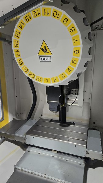 2021 Fanuc Robodrill a-D21MiB5 Used CNC Vertical Machining Center For Sale