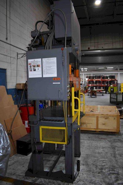 40 Ton HSI Hydraulic 4 Post Down Acting Press, 14" STR, 21" DLO, 48" x 31" BA, Cushion