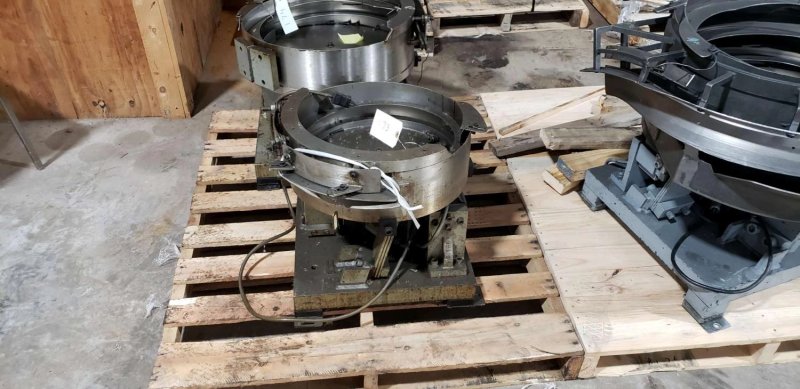 18" CW Feeder Bowl