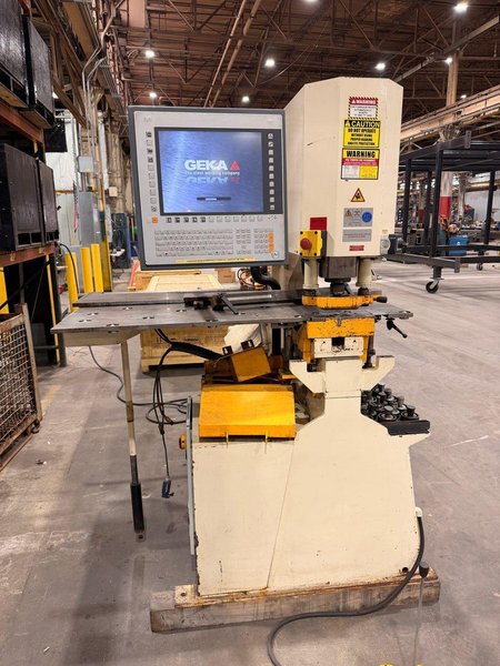 110 Ton Geka Hydracrop 110/180 SD Hydraulic CNC Ironworker, 2017 CNC feeder/positioner