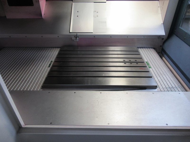 Roeders TEC RFM 600 High Speed CNC Vertical Machining Center, Roeders CNC Control, 42K RPM, 18 ATC, Probing- Auction Item