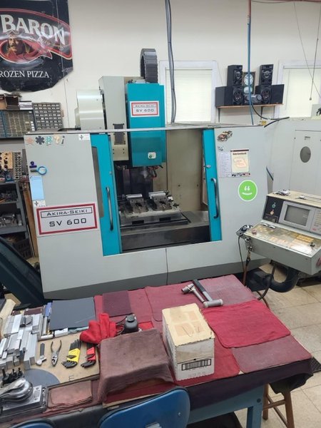 Akira Seiki SV600 CNC VMC, 1998 – New Spindle