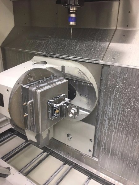 2007 AGIE MIKRON UCP 600 VARIO 5-AXIS | Machining Centers, Horizontal