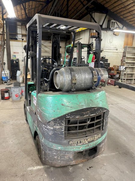 5000 LB MITSUBISHI LP FAS CHUSHION TIRE FORKLIFT: STOCK #77763