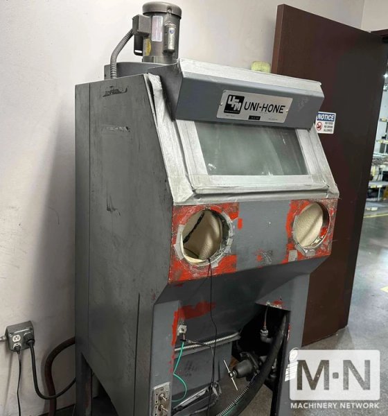 42 Ton Uni-Hydro 42-14 Hydraulic Ironworker