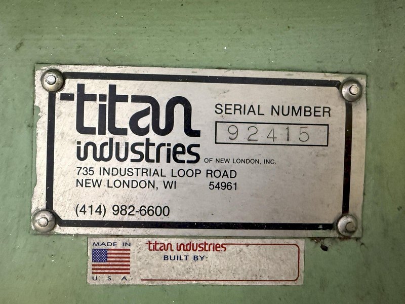 12" WIDE x TITAN STEEL CLEATED BELT INCLINED CONVEYOR: YOBRO #26020