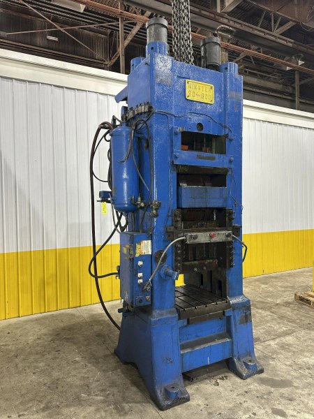 600 TON MINSTER MODEL #90-600 KNUCKLE JOINT PRESS 4.5" STROKE: STOCK# 4480