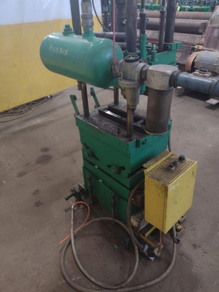 7 TON AIRAM  PNEUMATIC CUT OFF PRESS: STOCK #15486