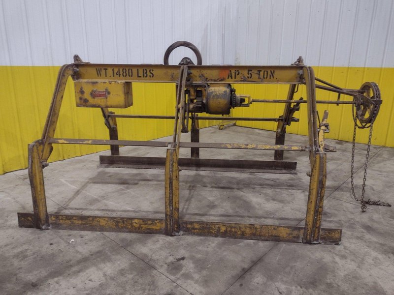 10,000 LBS X 96" CF ADJUSTABLE PLATE &amp; SHEET LIFTER: STOCK #22326