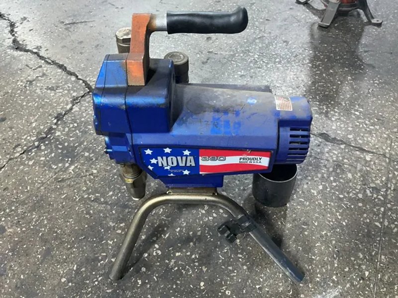 Graco Paint Sprayer - Nova 390