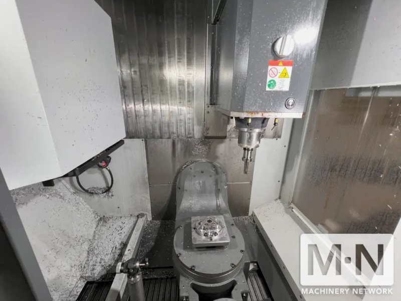 HAAS UMC-500 CNC 5-Axis Vertical Machining Center, 2023 with 20 station Pallet Pool