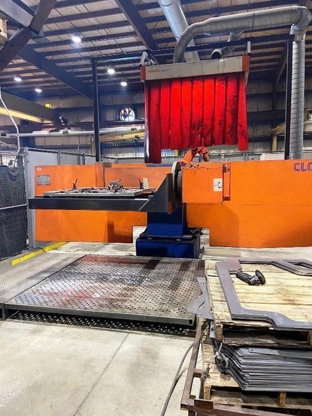 CLOOS MODEL QIROX ROBOTIC WELDING POSITIONER