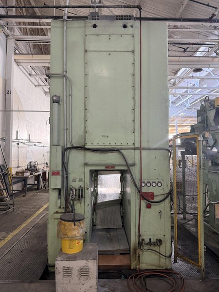 630 TON AIDA MODEL #K-630 KNUCKLE JOINT PRESS, 25-40 SPM, NEW 1991: YOBRO #25820