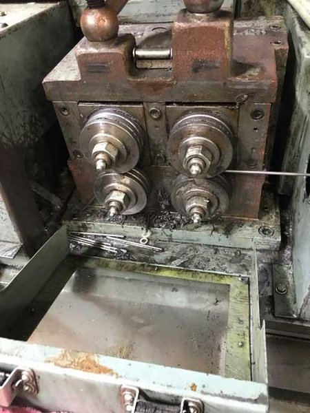 1/4" SHUSTER MODEL 2A4EV75L WIRE STRAIGHTEN AND CUT OFF (13839)