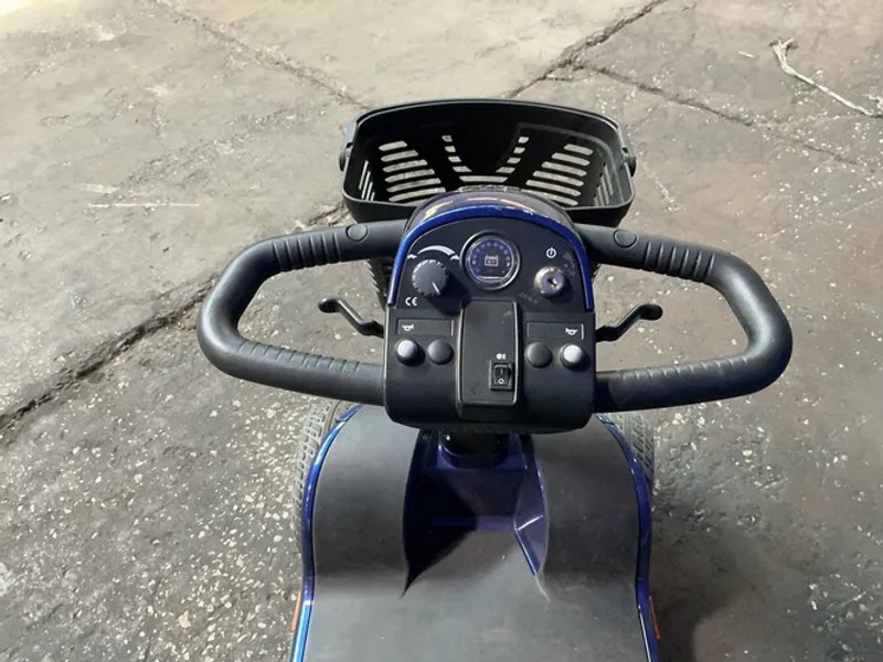 Pride Mobility Products  400 Lbs  Electric Riding Scooter - 710 Va