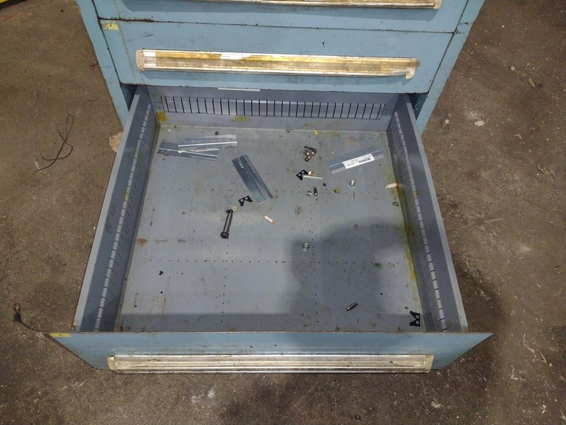 11 DRAWER STANLEY VIDMAR BLUE TOOL STORAGE CABINET 30" X 29.5" X 59"H : YOBRO 26150