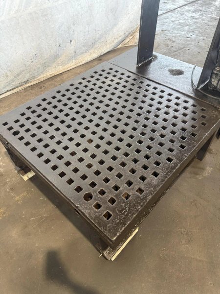 60" X 60" ACORN WELDING TABLE WITH STAND &amp; HYDRAULIC PRESS: YOBRO #26119
