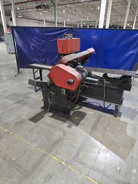 AMADA HA-250W HORIZONTAL BANDSAW USED
