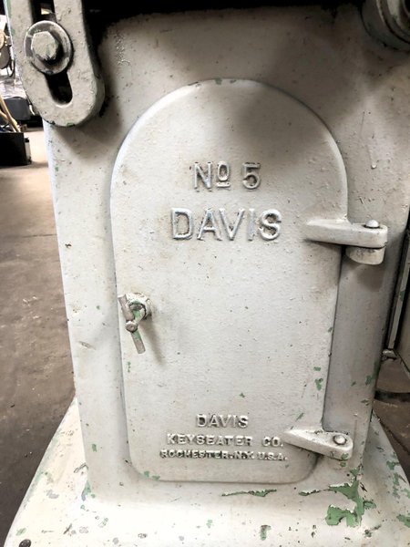 Davis N0.5 Keyseater Broach Machine