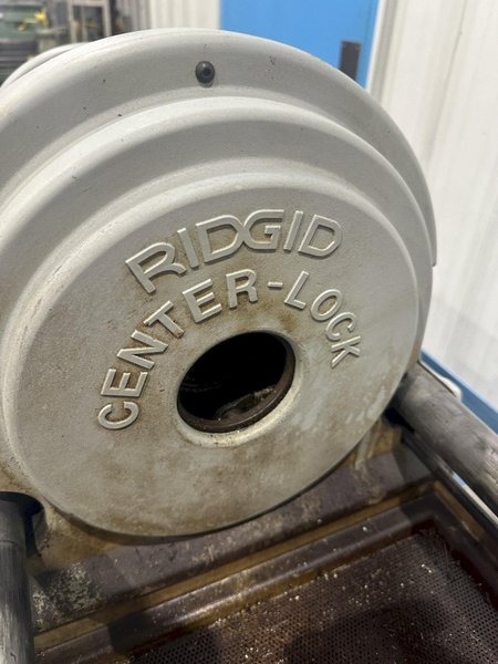 2" RIDGID MODEL # 1822- I BOLT &amp; PIPE THREADER: STOCK #77605