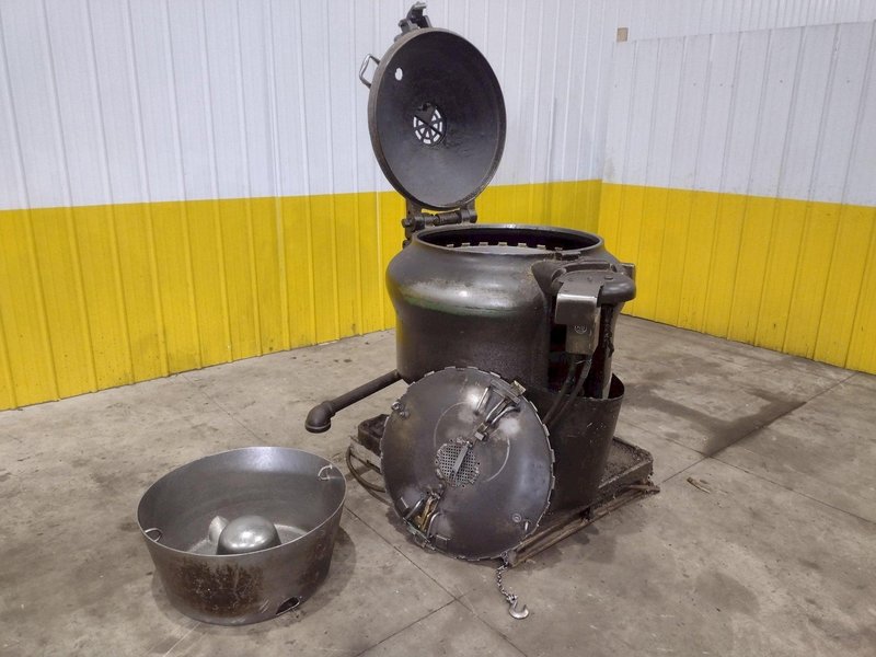 30" BARRETT MODEL #1100E MOTORIZED CHIP SPINNER / WRINGER w/ (2) CHIP PANS: STOCK #23373